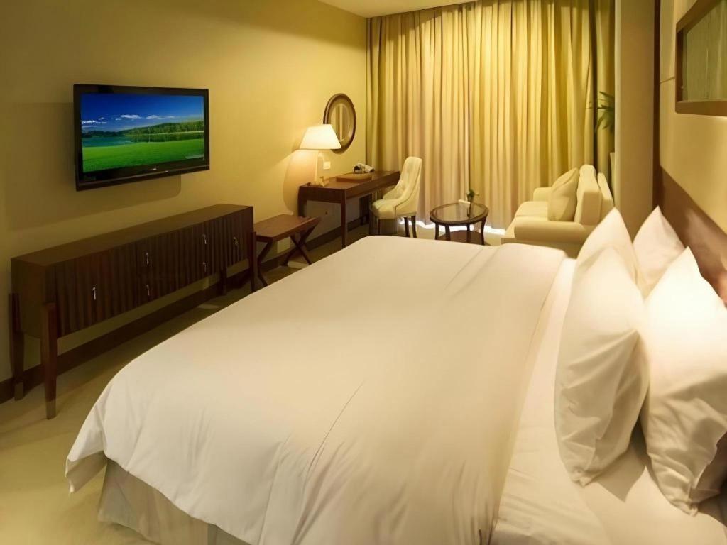 Nanchang Galactic Peace International Hotel מראה חיצוני תמונה