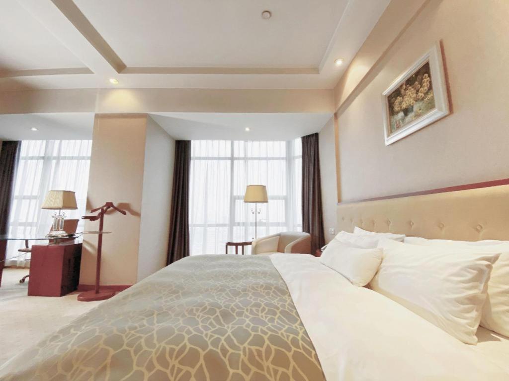 Nanchang Galactic Peace International Hotel מראה חיצוני תמונה